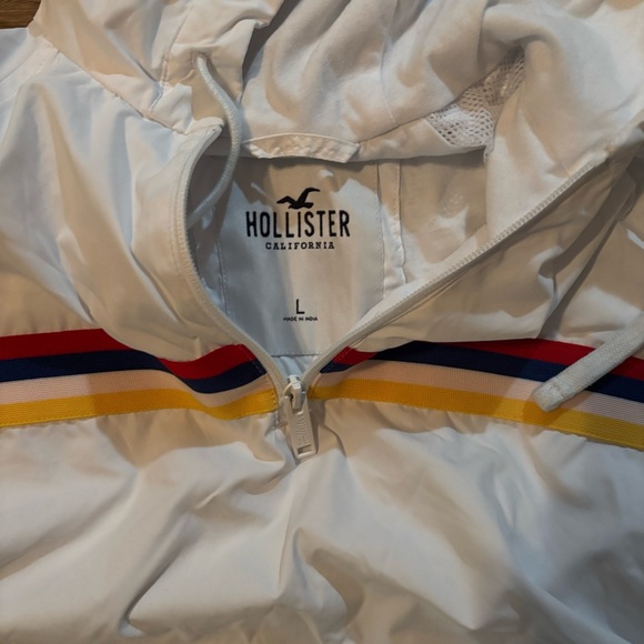 Hollister Windbreaker — size XS - Picture 3 of 4